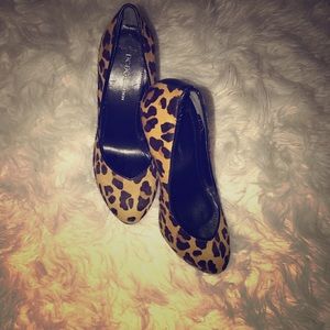 Leopard shoes